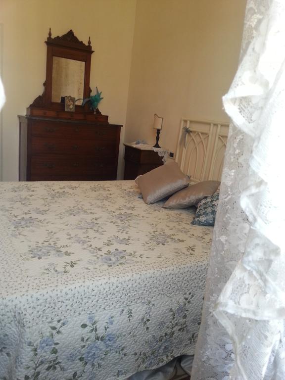 Casa Simonetti Bed & Breakfast Torre del Lago Puccini Ruang foto